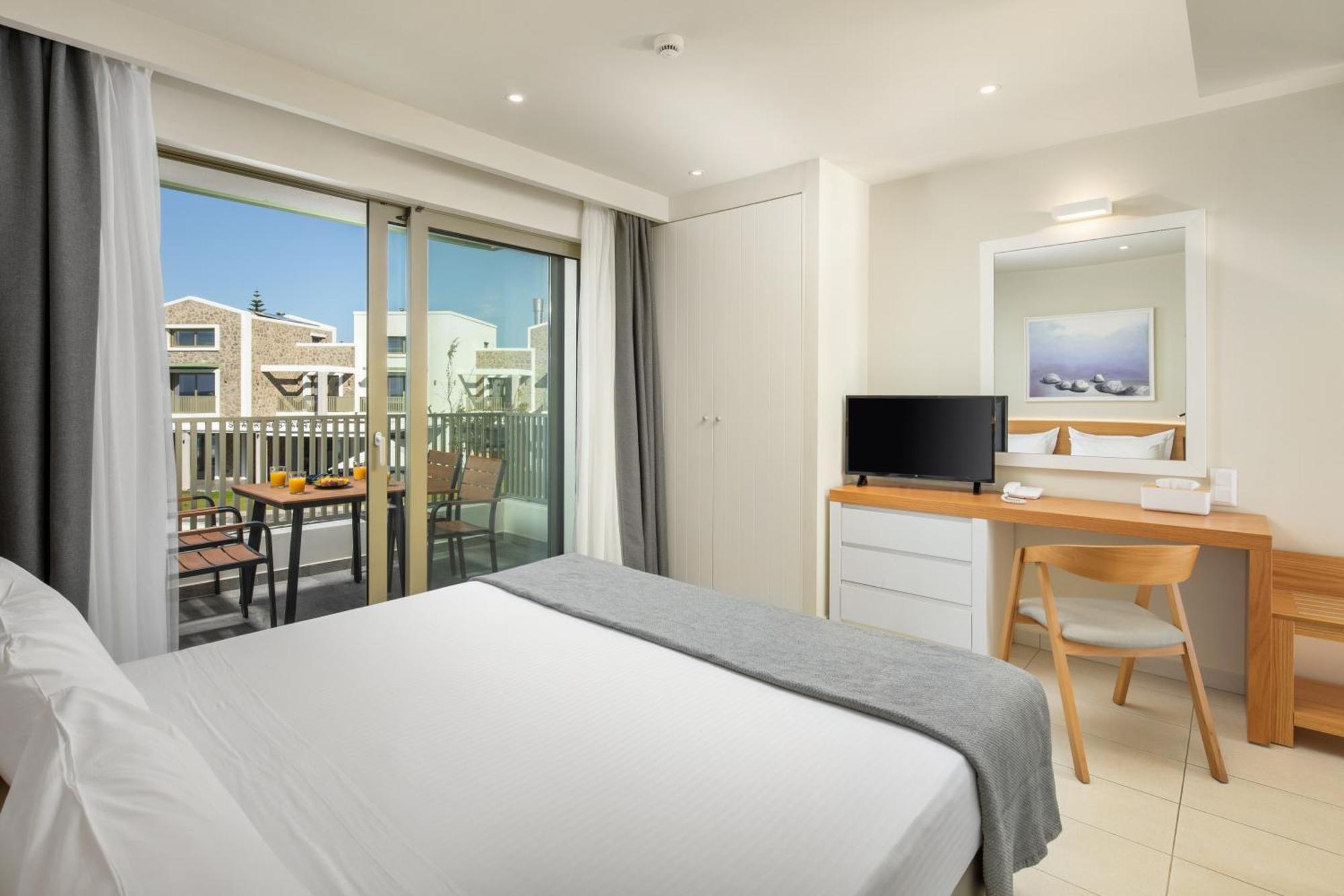 Thalassa Suites Praia de Almiros Quarto foto