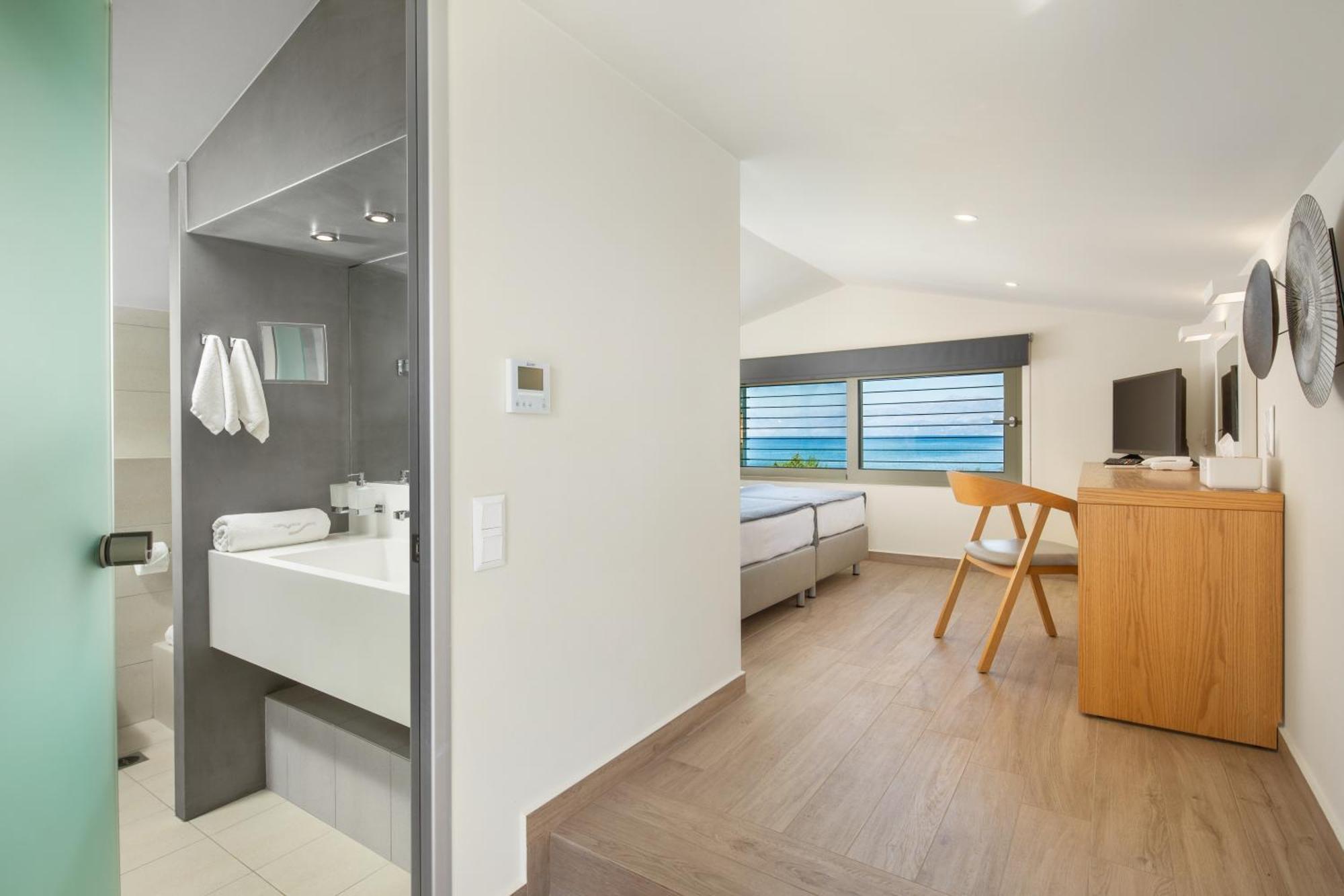Thalassa Suites Praia de Almiros Quarto foto