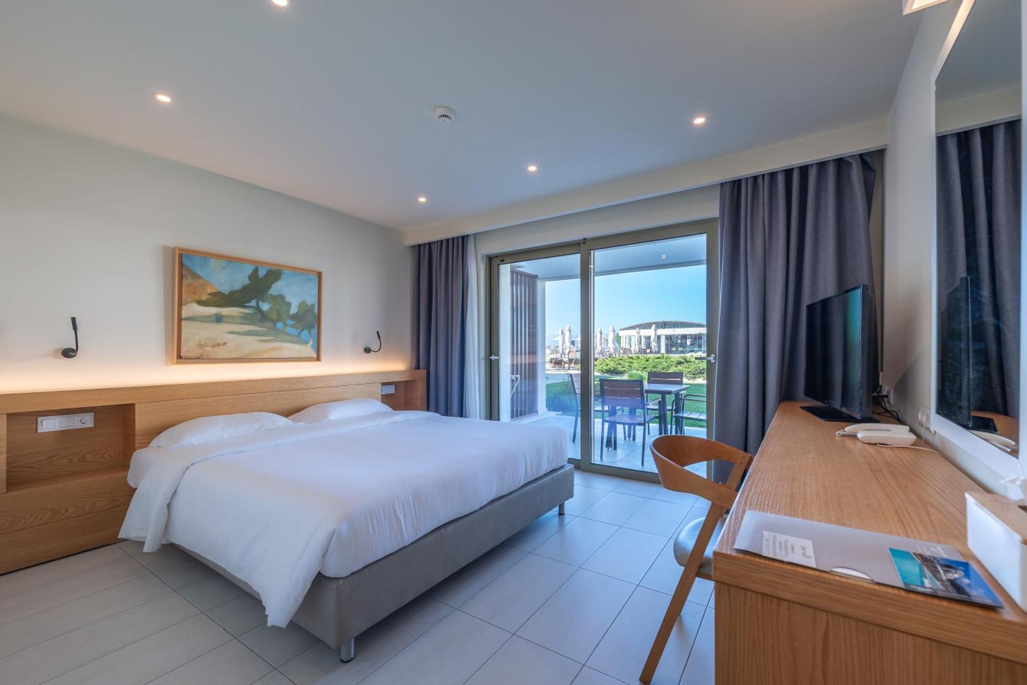 Thalassa Suites Praia de Almiros Quarto foto